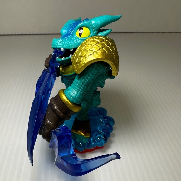 Skylanders: Trap Team: Snap Shot Figure w/bow Activision Games Figurine - Picture 2 of 7
